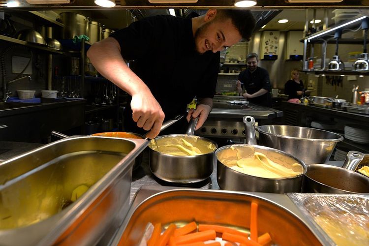 Igaza van Arany T. Jánosnak, ezt nem lehet szó nélkül hagyni.